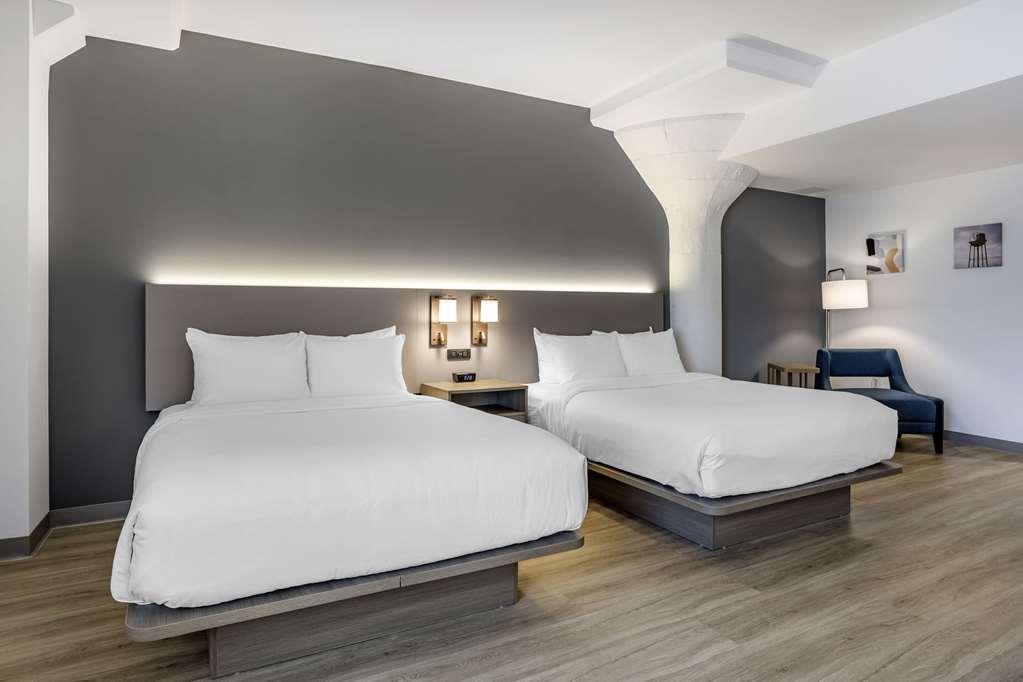 Comfort Inn & Suites Newark Liberty International Airport 客房 照片