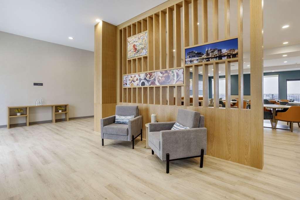 Comfort Inn & Suites Newark Liberty International Airport 餐厅 照片