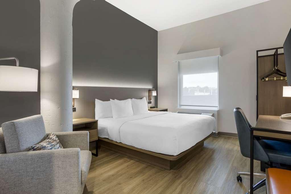 Comfort Inn & Suites Newark Liberty International Airport 客房 照片